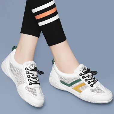 AURA STRIDE WOMEN’S CASUAL SHOE